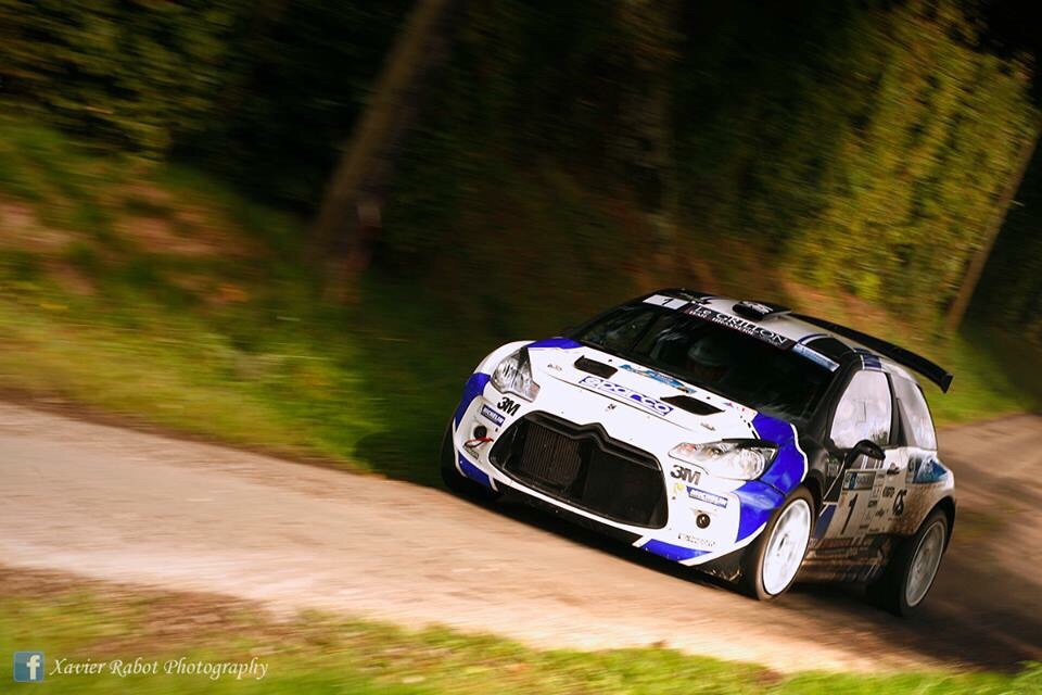 UNE PERFORMANCE DE PREMIER ORDRE MAIS UN DÉNOUEMENT FRUSTRANT POUR PIERRE RAGUES AU RALLYE DE LISIEUX