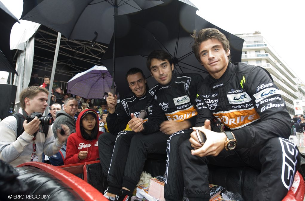 PIERRE RAGUES SALUE LES SUPPORTERS DES 24 H DU MANS APRES UNE ‘IMPRESSIONANTE’ PARTICIPATION A LA PARADE DES PILOTES