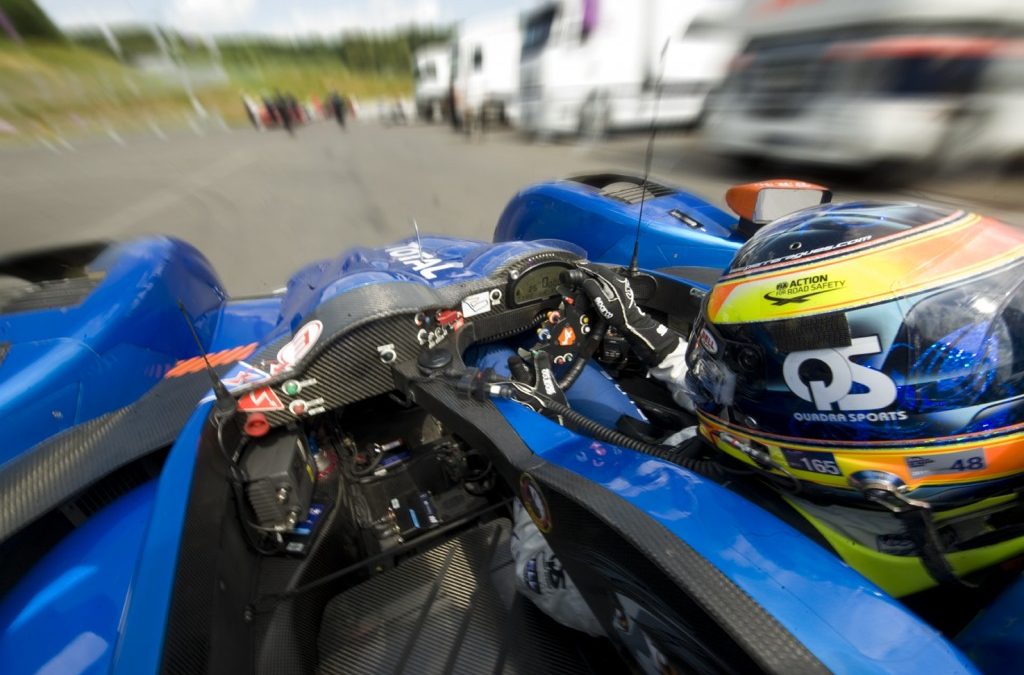 PIERRE RAGUES ET SIGNATECH-ALPINE ESPÈRENT CONVERTIR UN RYTHME IMPRESSIONNANT EN UN PODIUM FINAL APRÈS LA DÉCISION POST QUALIFICATION