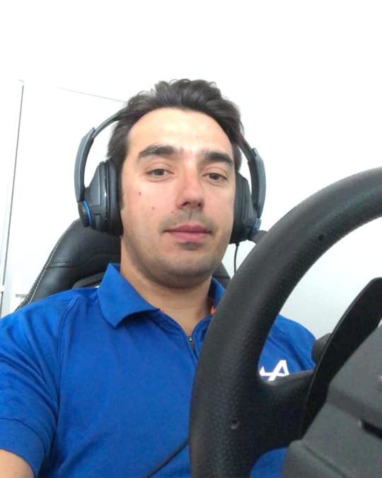 PIERRE RAGUES SE PREPARE POUR VIRTUAL 24 HEURES DU MANS
